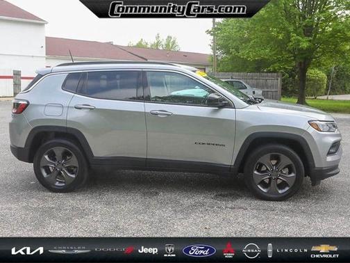 2022 Jeep Compass Latitude Lux