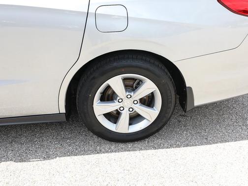 Lunar Silver Metallic 2018 Honda Odyssey EX-L