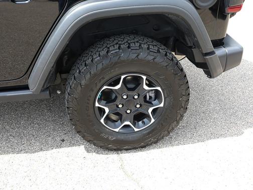 Black Clearcoat 2022 Jeep Wrangler Unlimited 4xe Rubicon