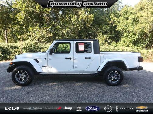 2024 Jeep Gladiator Sport