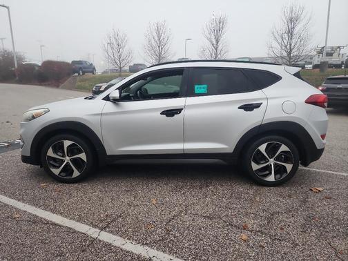 2016 Hyundai TUCSON Limited