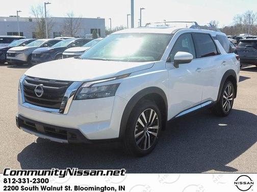 2025 Nissan Pathfinder Platinum