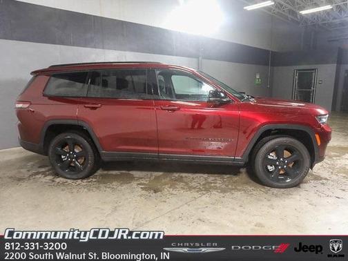 2025 Jeep Grand Cherokee L Laredo
