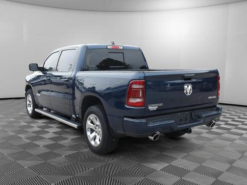 Patriot Blue Pearlcoat 2022 RAM 1500 Big Horn