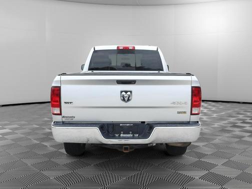 Bright Silver Clearcoat Metallic 2012 RAM 1500 SLT