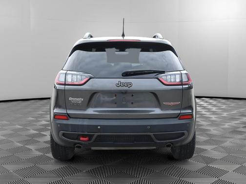 Granite Crystal Clearcoat Metallic 2020 Jeep Cherokee Trailhawk