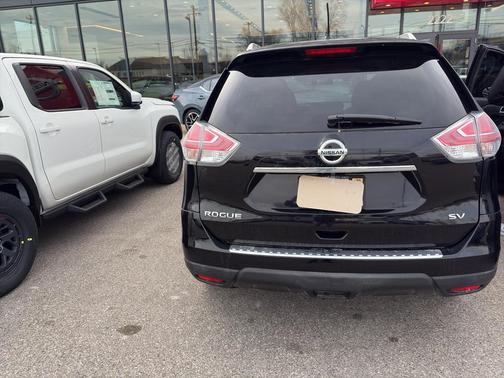 2015 Nissan Rogue SV
