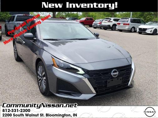Gun Metallic 2025 Nissan Altima SV