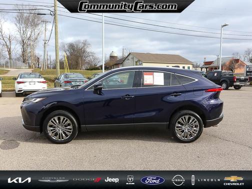 2023 Toyota Venza XLE