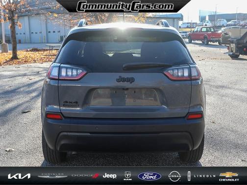 2023 Jeep Cherokee Altitude Lux