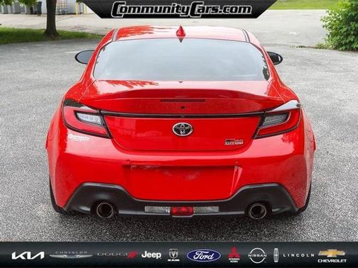 2024 Toyota GR86 Premium