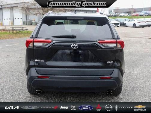2021 Toyota RAV4 XLE