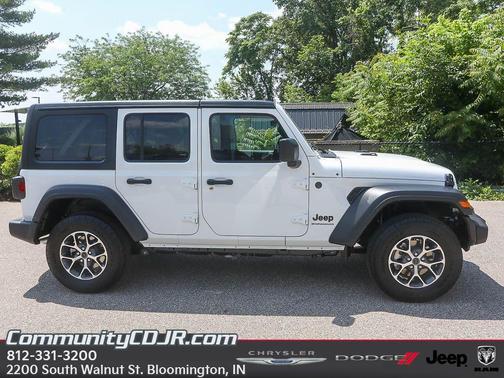 2025 Jeep Wrangler Sport