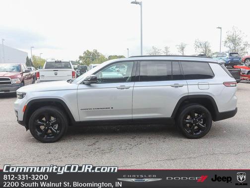 2025 Jeep Grand Cherokee L Laredo