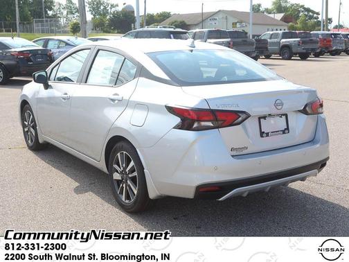 2025 Nissan Versa 1.6 SV