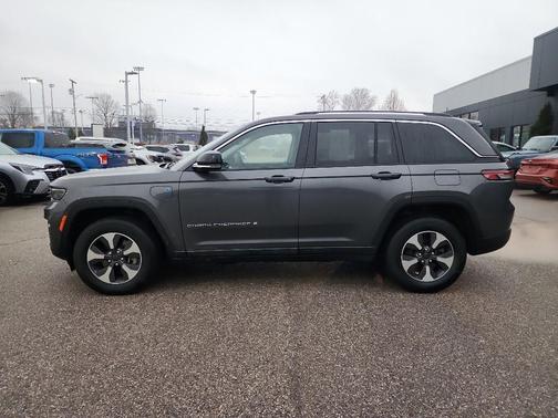 2022 Jeep Grand Cherokee 4xe Base