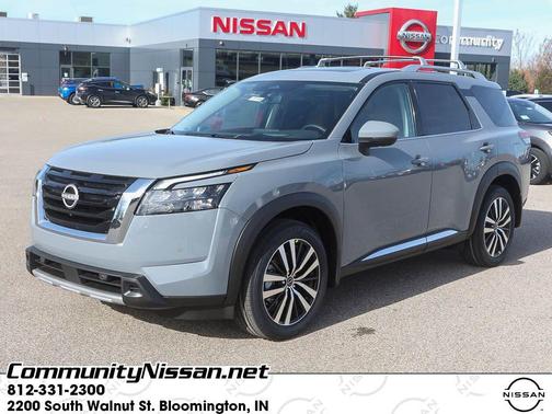 2025 Nissan Pathfinder Platinum
