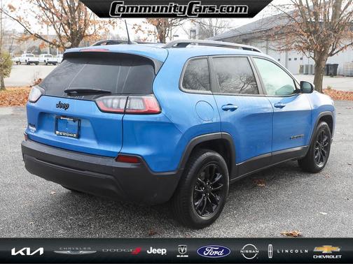 2023 Jeep Cherokee Altitude Lux