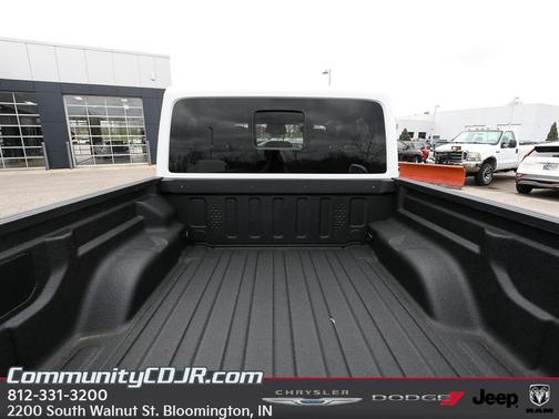 Bright White Clearcoat 2026 Jeep Gladiator Sport