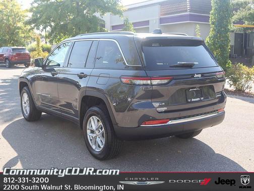 2025 Jeep Grand Cherokee Laredo X