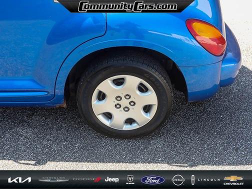 2004 Chrysler PT Cruiser Base