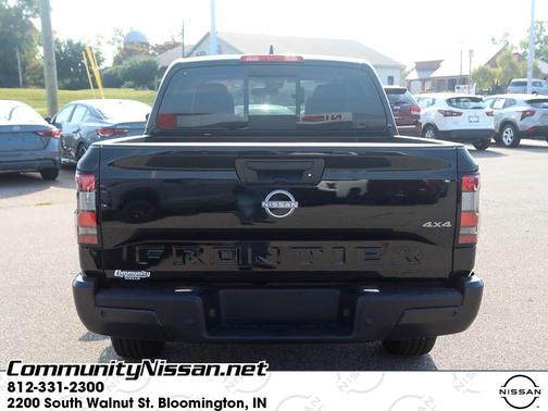2025 Nissan Frontier S