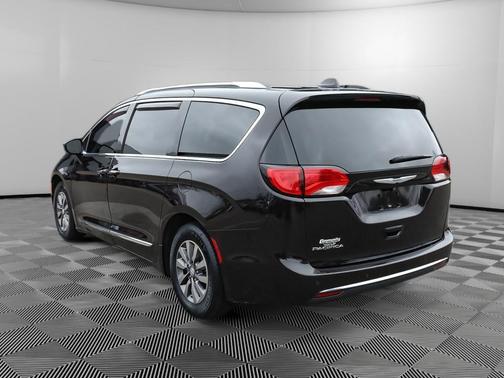 2019 Chrysler Pacifica Touring-L Plus