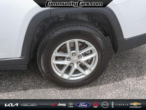 2023 Jeep Grand Cherokee L Laredo