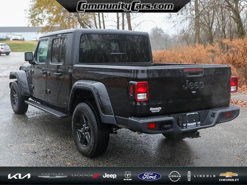 2021 Jeep Gladiator Sport