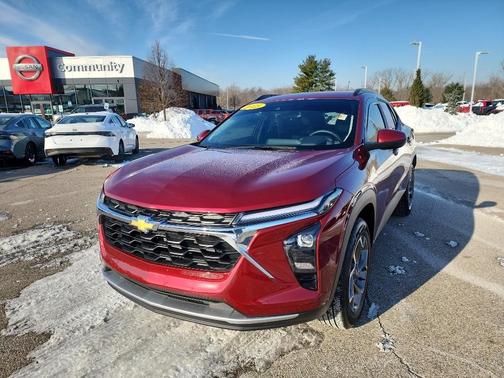 2025 Chevrolet Trax LT