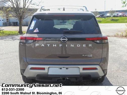 2025 Nissan Pathfinder Platinum