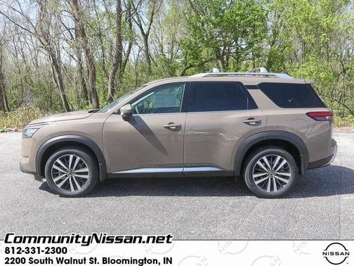 2025 Nissan Pathfinder Platinum