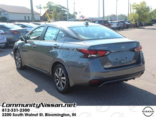 2025 Nissan Versa 1.6 SV