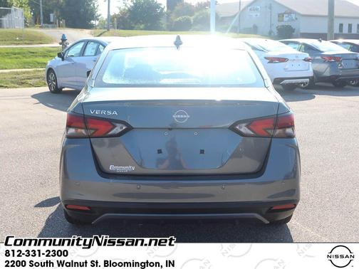 2025 Nissan Versa 1.6 SV