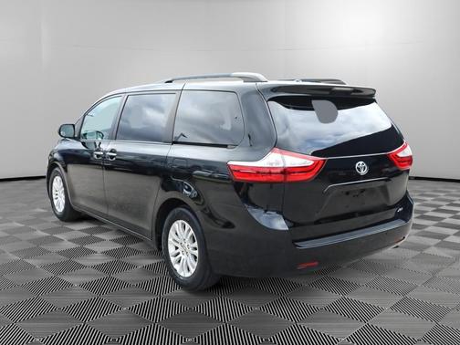 2015 Toyota Sienna XLE Premium