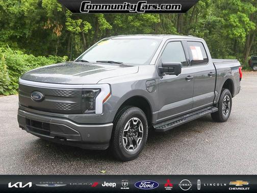 2023 Ford F-150 Lightning XLT