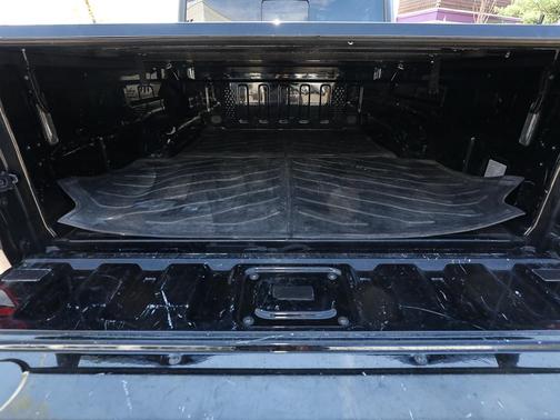 Black Clearcoat 2020 Jeep Gladiator Sport