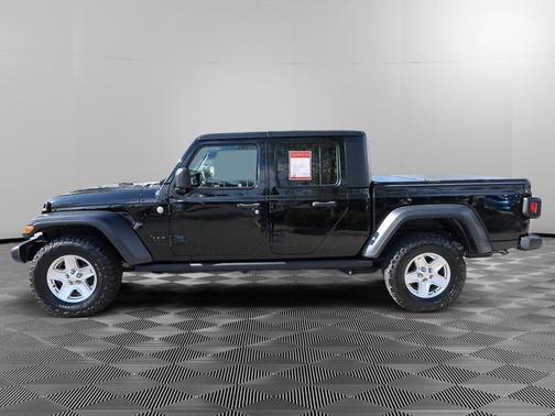 Black Clearcoat 2020 Jeep Gladiator Sport
