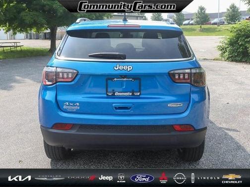 2022 Jeep Compass Latitude Lux