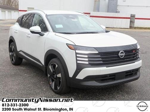 2025 Nissan Kicks SR