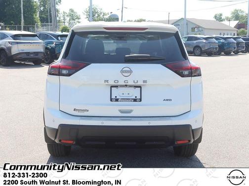 2025 Nissan Rogue SV