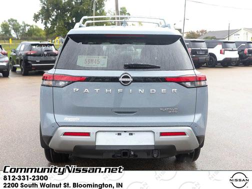 2025 Nissan Pathfinder Platinum
