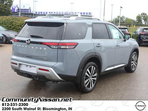 2025 Nissan Pathfinder Platinum