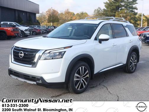 2025 Nissan Pathfinder Platinum