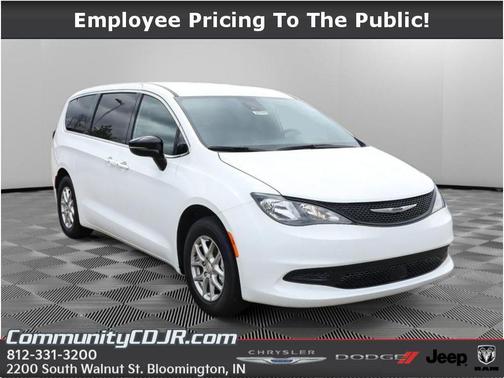 Bright White Clearcoat 2026 Chrysler Voyager LX