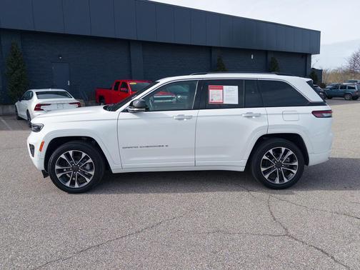 2023 Jeep Grand Cherokee Overland