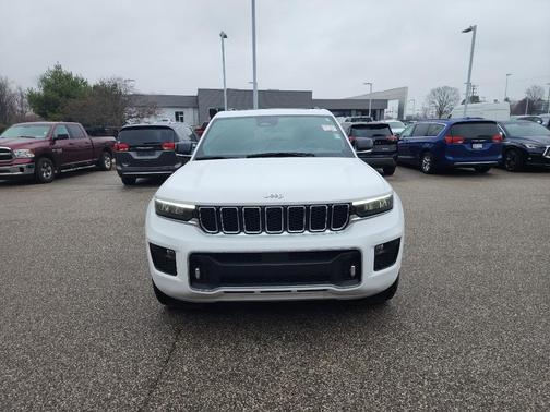 2023 Jeep Grand Cherokee Overland