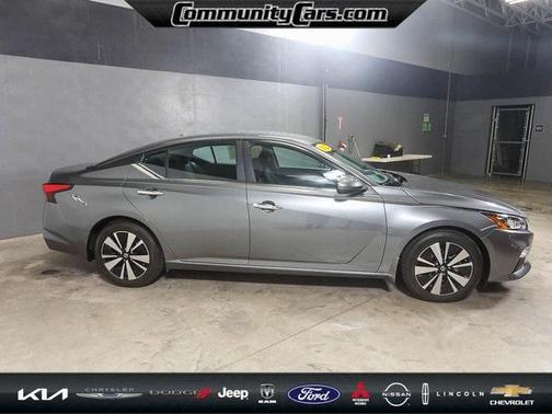 2022 Nissan Altima 2.5 SV