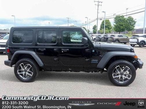 2025 Jeep Wrangler 4xe Sport
