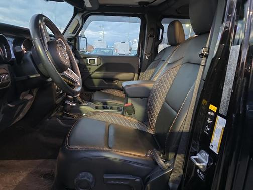 2021 Jeep Gladiator Overland